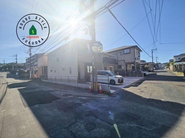 太宰府市五条6丁目第1-1棟（1号棟）の前面道路含む現地写真|見学の時間などお気軽にお問い合わせ下さい。