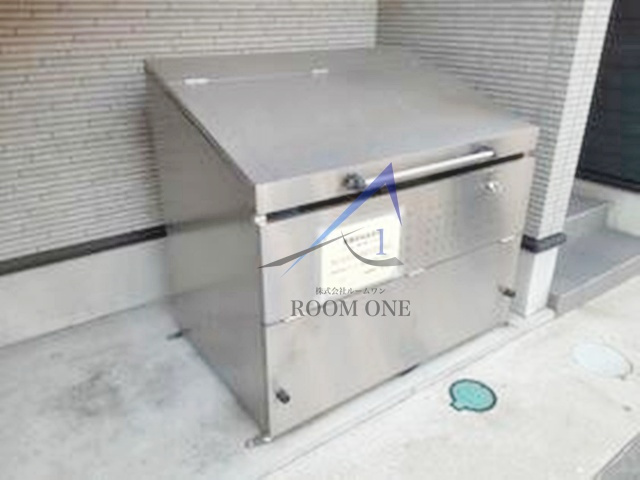 SQX(エスキュークロス)のその他共用部分|敷地内ゴミ置き場です。