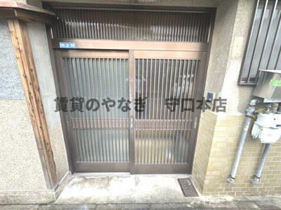 【玄関】 | 紅屋町貸家