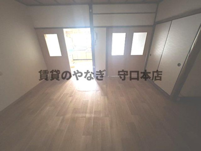 【居間・リビング】 | 紅屋町貸家