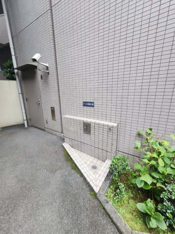 コスモシティ鳩ヶ谷駅前のその他共用部分|ペット専用足洗い場です