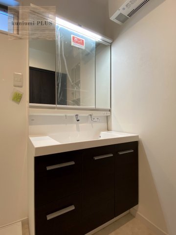 大東市諸福1丁目(2号地)の独立洗面台