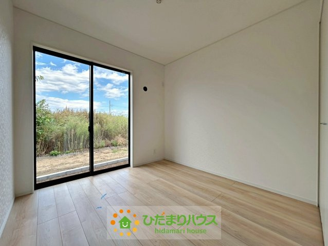 蓮田市黒浜第10　新築一戸建て　クレイドルガーデンの洋室|5帖の洋室です！
