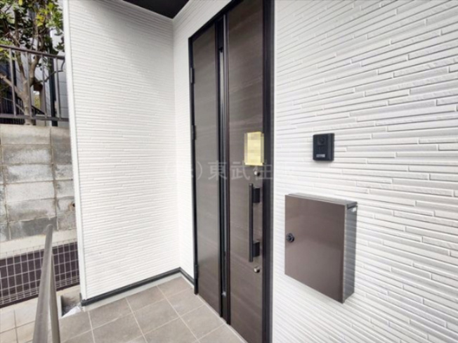 【玄関】 | 川越市むさし野1期 | 落ち着いた雰囲気の玄関です