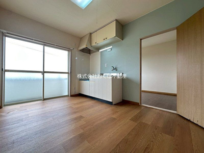 【洋室】 | ルージュ1 | ゆったりした洋室です