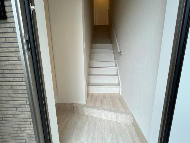 鶴ヶ島市富士見４丁目新築工事Ｂの玄関|玄関（イメージ）