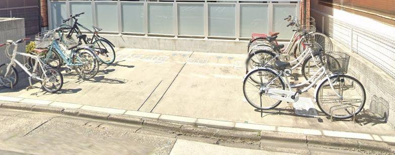 リブリ・アルコバレーノ　名古屋市賃貸　仲介手数料無料の駐車場