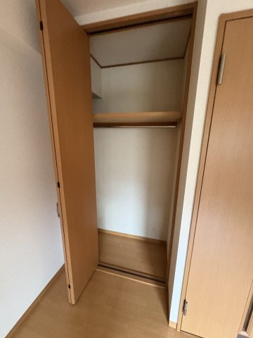 メゾン・ド・ヴィレ　須磨潮見坂の収納|大きなものも収納できそうです