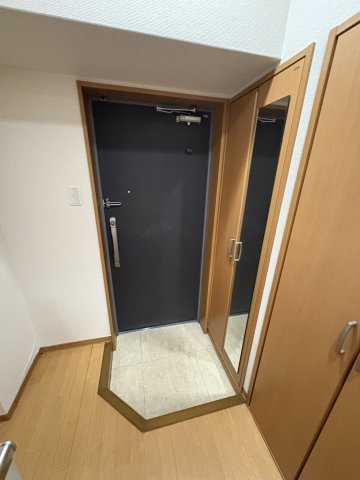 メゾン・ド・ヴィレ　須磨潮見坂の玄関|ゆったりとした玄関です