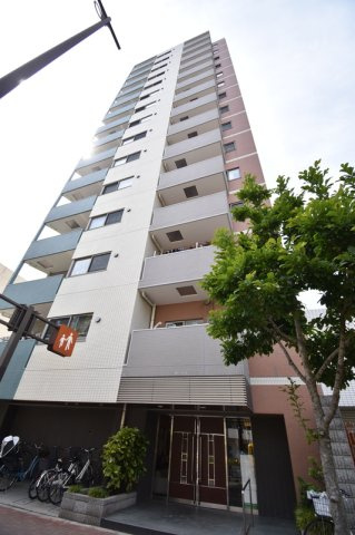 新宿区中落合３丁目の賃貸マンションの外観