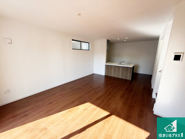 枚方市楠葉野田　第2期　新築一戸建ての外観|周辺は落ち着いた街並みの住宅地！子育てがしやすい住環境です！まだ未完成ですが、現地でしかわからない事もございます。是非一度ご覧ください。