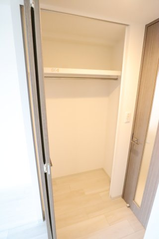 大阪市都島区高倉町１丁目の賃貸マンションの収納