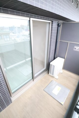 大阪市都島区高倉町１丁目の賃貸マンションのバルコニー