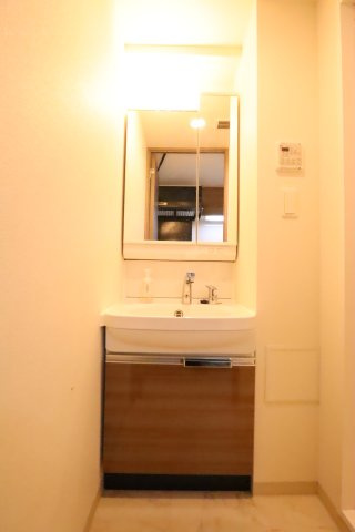 大阪市都島区高倉町１丁目の賃貸マンションの独立洗面台