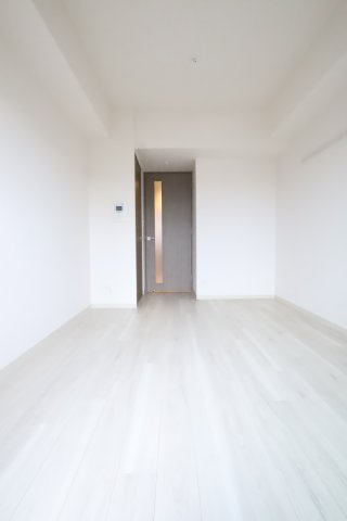 大阪市都島区高倉町１丁目の賃貸マンションの居間・リビング