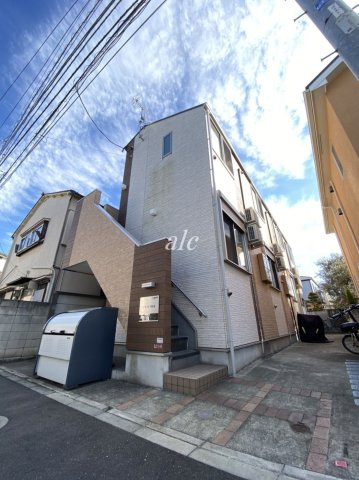 杉並区和泉４丁目のアパートのエントランス