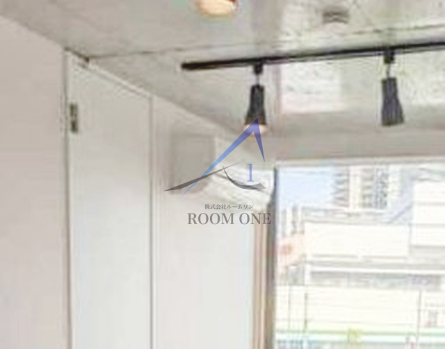 ｔｒｉａｓ３３３のその他|エアコン付きです。