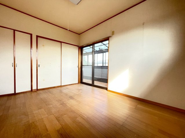 稲敷市沼田　中古戸建の洋室