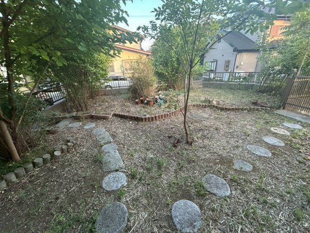 稲敷市沼田　中古戸建の庭