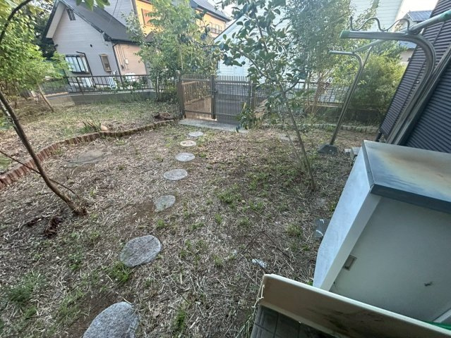 稲敷市沼田　中古戸建の庭