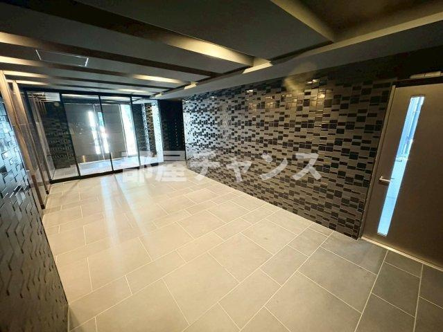 プレサンス千種駅前レイズのロビー