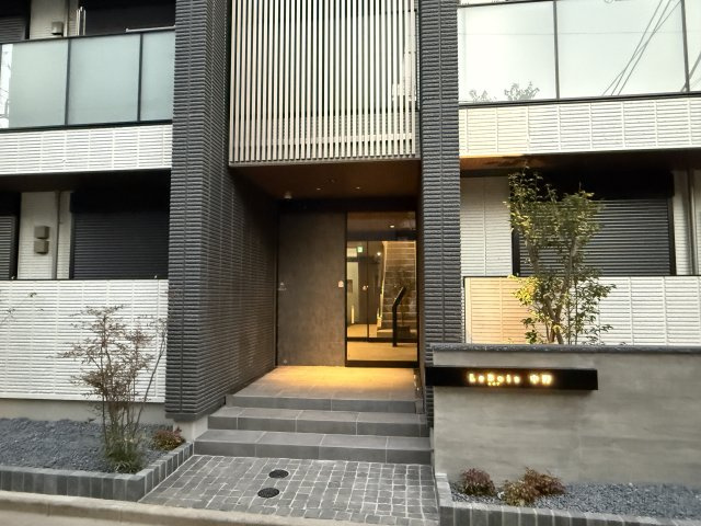 ＬｅＢｏｉｓ中野のエントランス