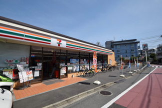 セブンイレブン 徒歩6分。コンビニ 480m
