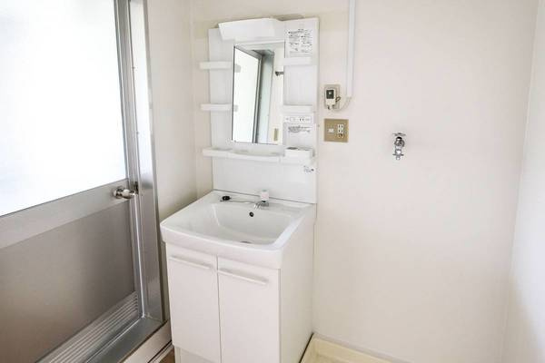 ビレッジハウス植田1号棟の洗面所|ビレッジハウスの同一物件・同一タイプの間取りの写真です