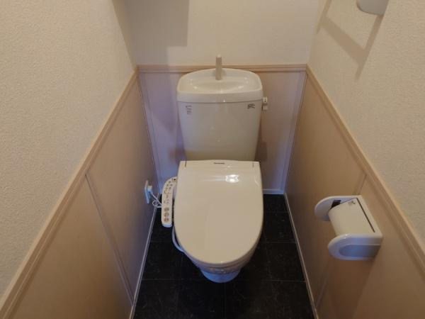 リビングタウン中野美保南　A棟のトイレ
