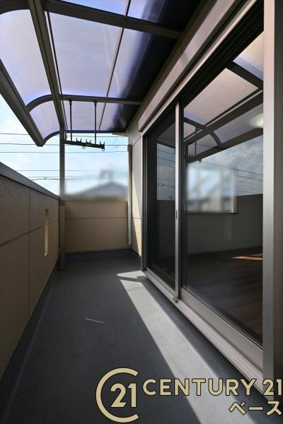 橿原市五条野町　一戸建のバルコニー|■現地撮影写真■お洗濯物をたくさん干すことができますね！