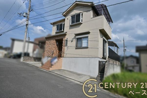 橿原市五条野町　一戸建の前面道路含む現地写真|■現地撮影写真■スーパーなど商業施設が徒歩圏内に近接しています。