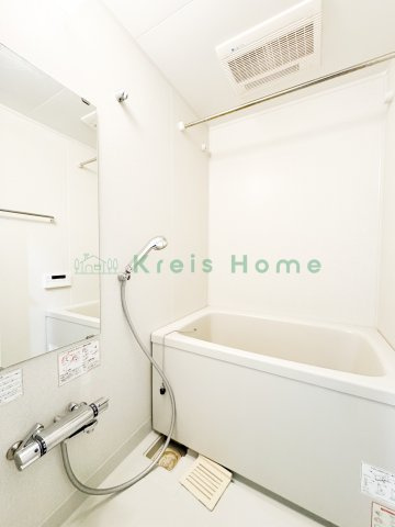 Ｎ３５　ＥＡＳＴの浴室