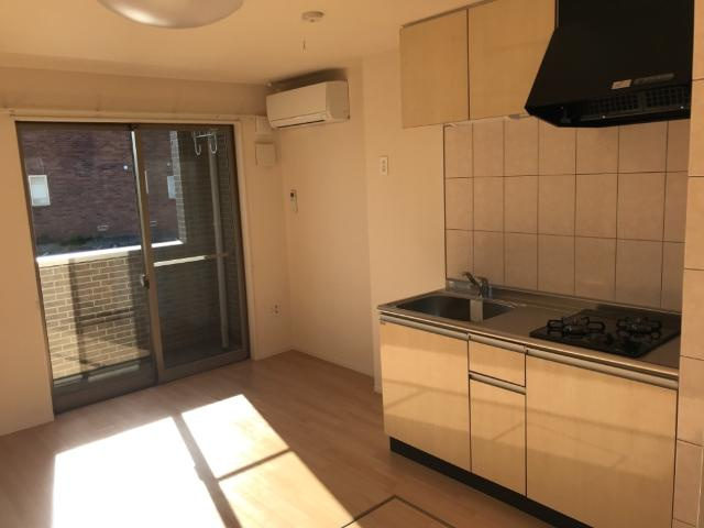 Ａｔ　Ｅａｓｅのキッチン|キッチン