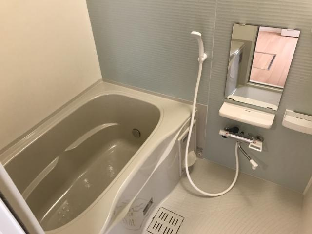 Ａｔ　Ｅａｓｅの浴室|追焚き付バス