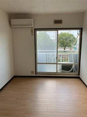 【居間・リビング】 | サンシティ長浜A棟 | 洋室