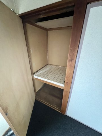 佐藤貸家（二戸借家）の収納