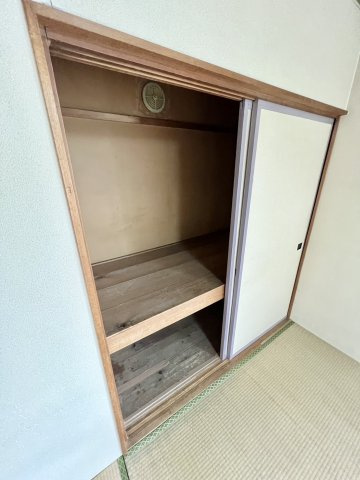 佐藤貸家（二戸借家）の収納