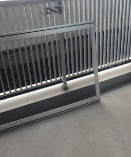 プライムアーバン初台のバルコニー