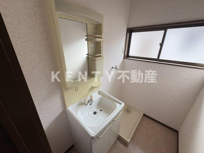 【洗面所】 | 江川ハイム | 使いやすい洗面所です