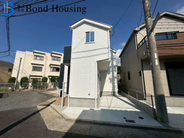 小学校まで徒歩５分・収納豊富・垂水区西脇　限定１棟の前面道路含む現地写真