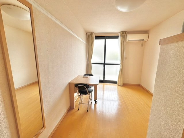 レオパレスグランド　オープリーの居間・リビング|おしゃれなリビングです