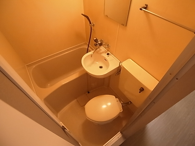 神戸市兵庫区大開通６丁目の賃貸マンションの浴室|浴室