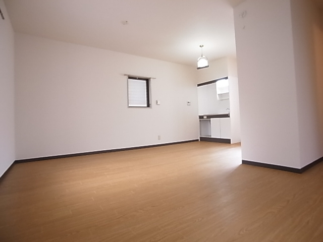 神戸市兵庫区大開通６丁目の賃貸マンションの内装|室内