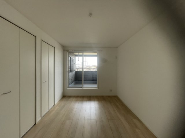 網干区大江島戸建の寝室