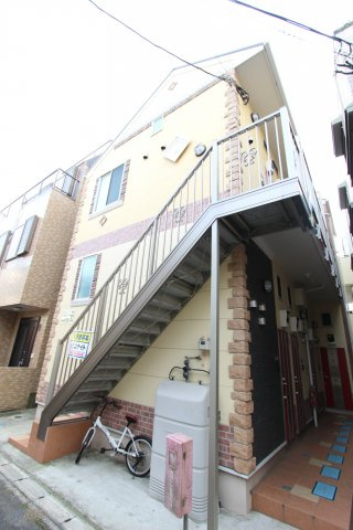 田浦オレンジ・ペコーのエントランス