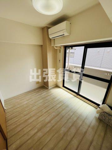 仲介手数料0円！タウンエステート新栄の居間・リビング