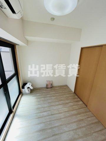 仲介手数料0円！タウンエステート新栄の居間・リビング