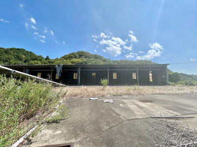 【前面道路含む現地写真】 | 岡山県瀬戸内市邑久町庄田　倉庫付き土地