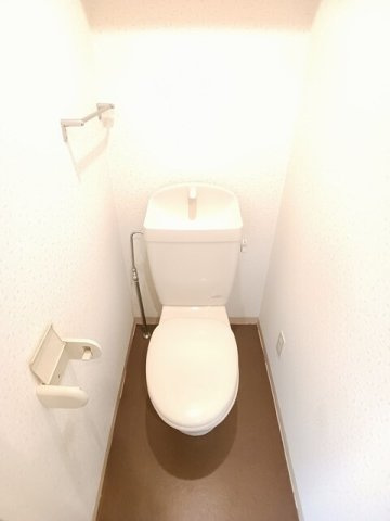 サウスリバー平成のトイレ|シンプルで使いやすいトイレです