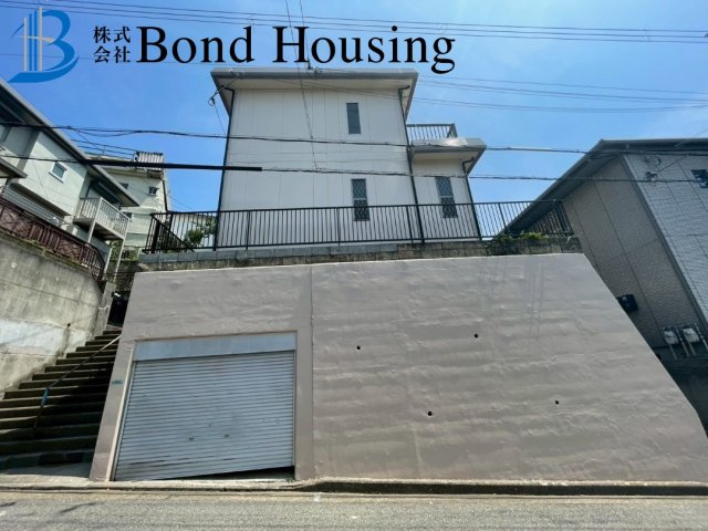 令和7年9月リフォーム完成予定　北朝霧丘2丁目　良質中古戸建の外観